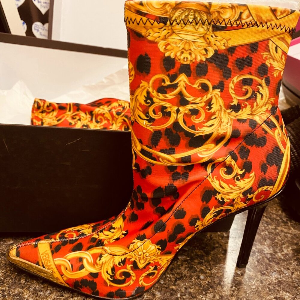 High Heeled Ankle Boots